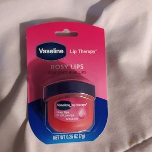 Vaseline lip therapy